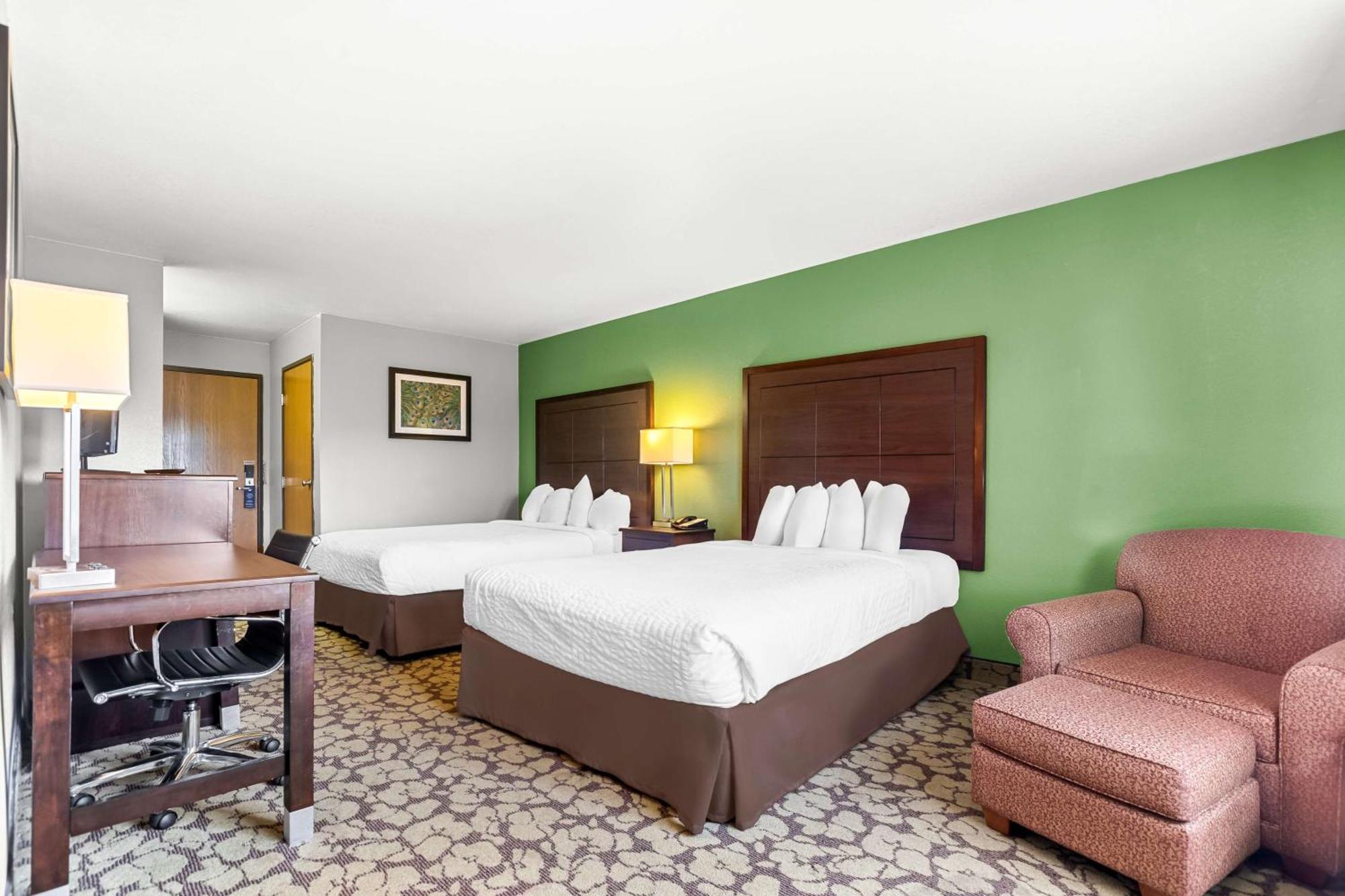 Surestay Plus Hotel By Best Western Bettendorf Exterior photo