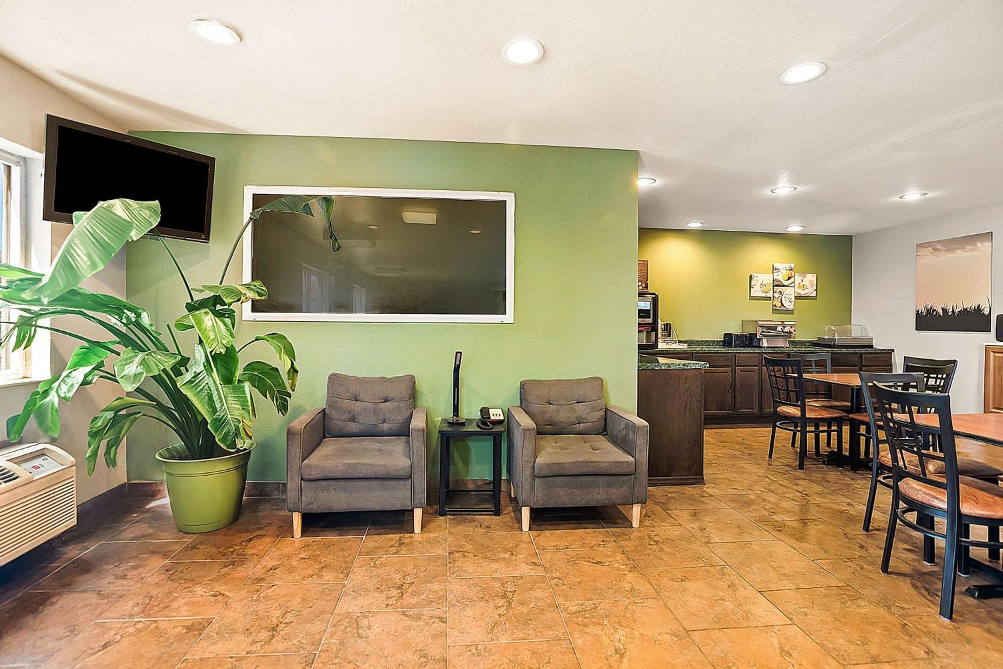 Surestay Plus Hotel By Best Western Bettendorf Exterior photo